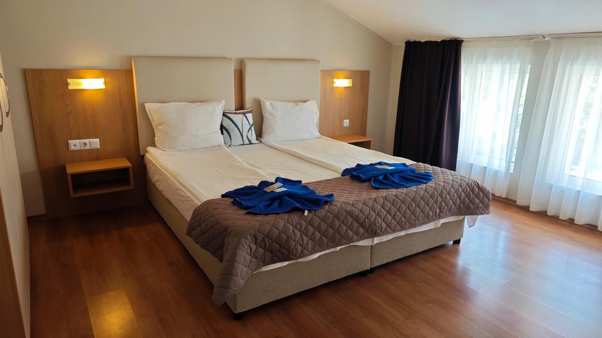 Family Hotel Milev Sveti Vlas Luaran gambar