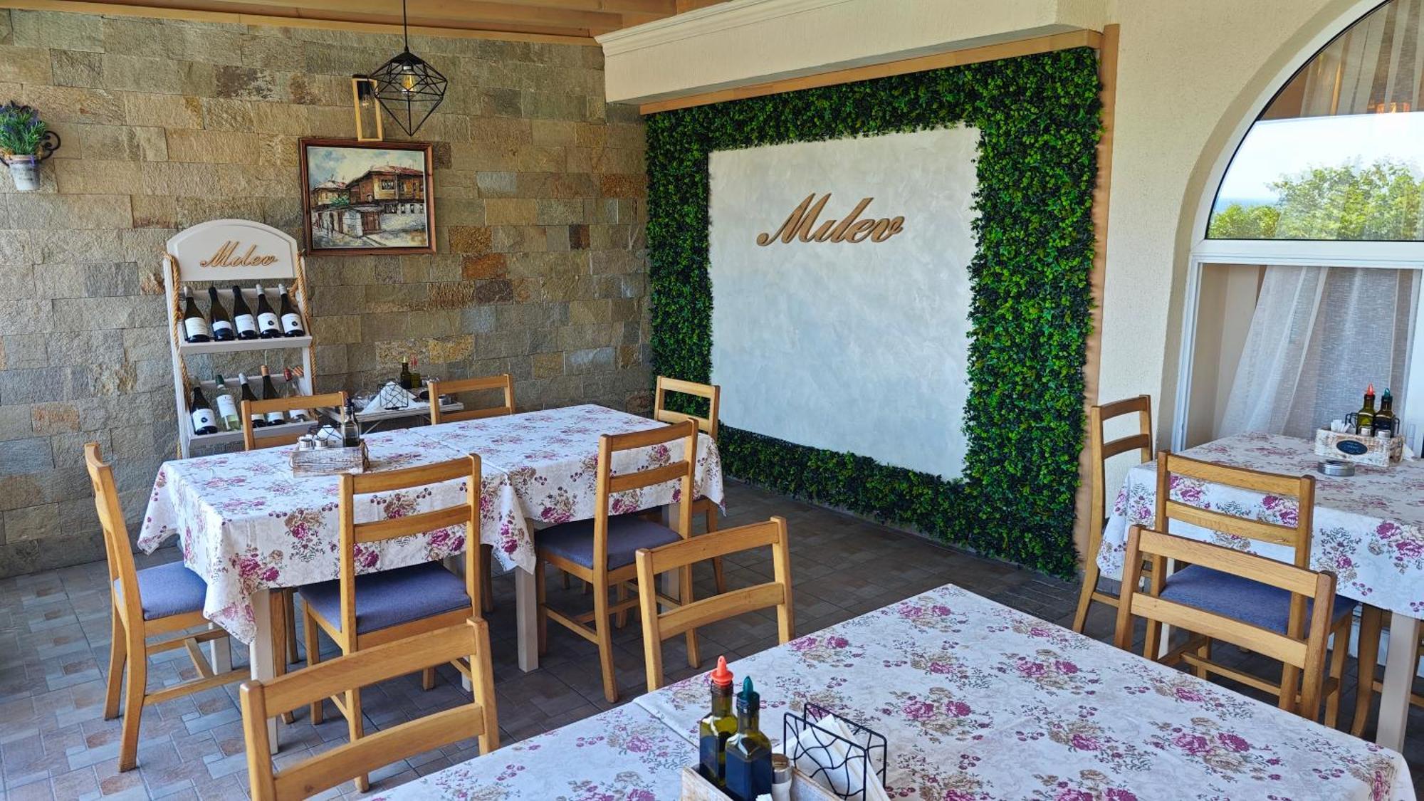 Family Hotel Milev Sveti Vlas Luaran gambar