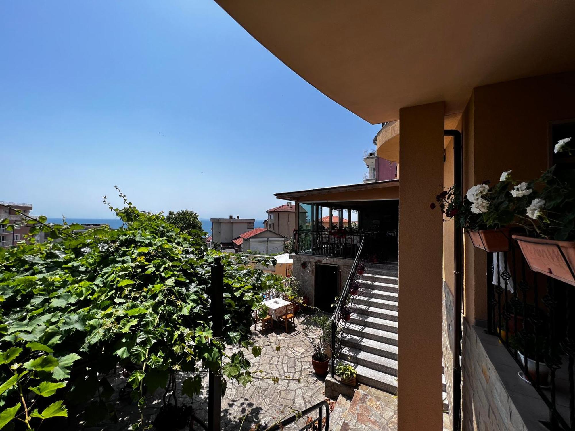 Family Hotel Milev Sveti Vlas Luaran gambar