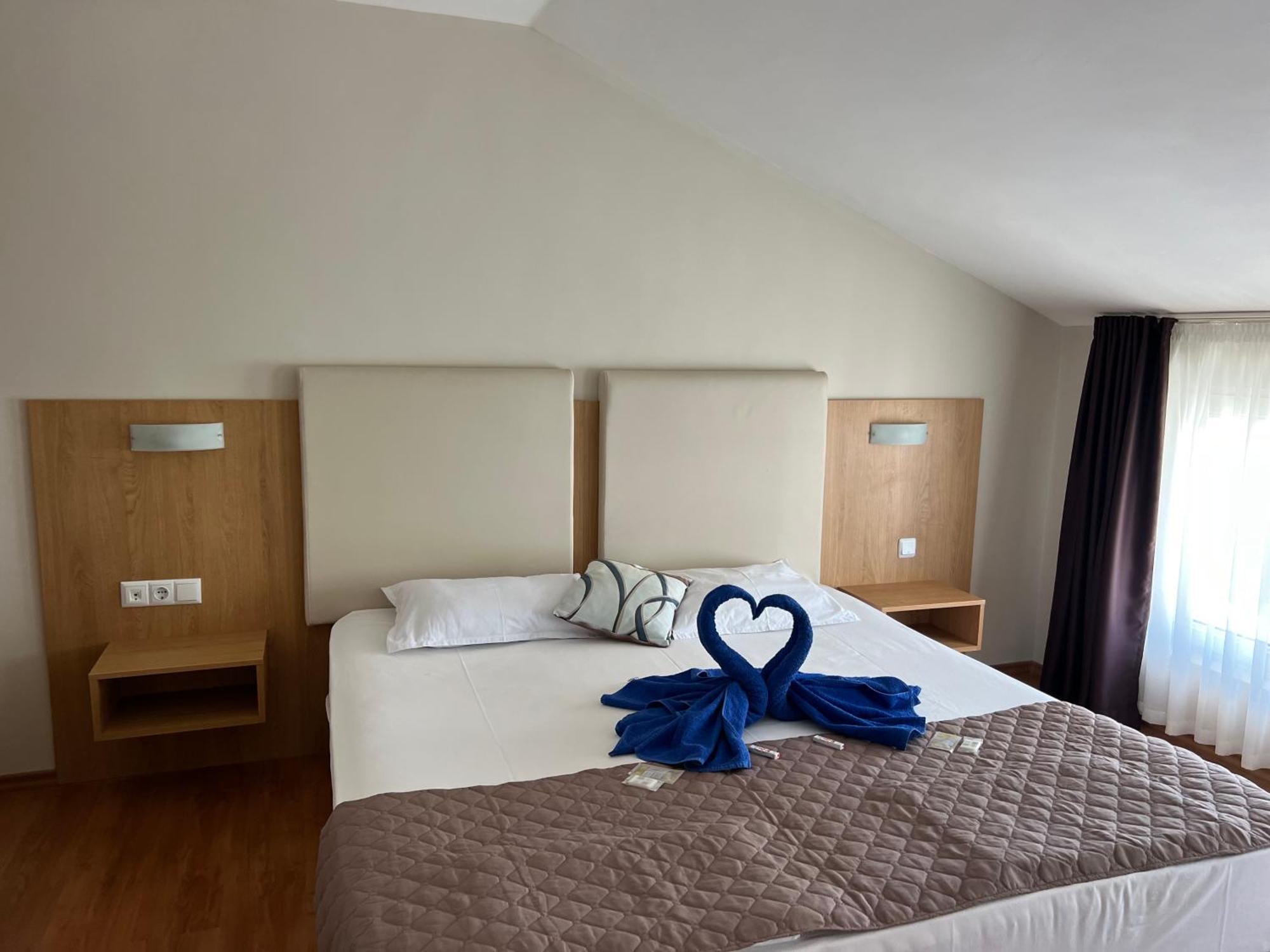 Family Hotel Milev Sveti Vlas Luaran gambar