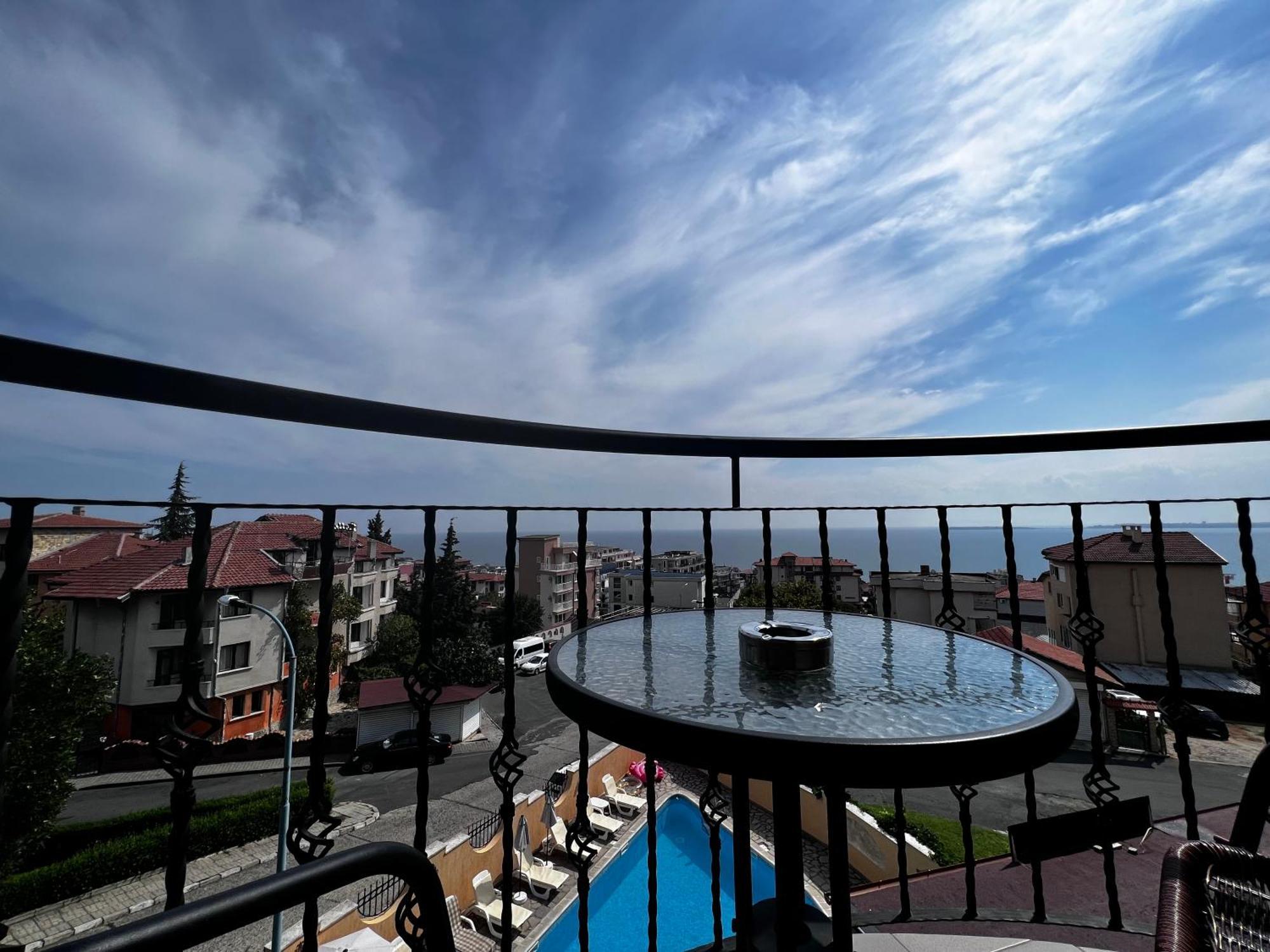 Family Hotel Milev Sveti Vlas Luaran gambar