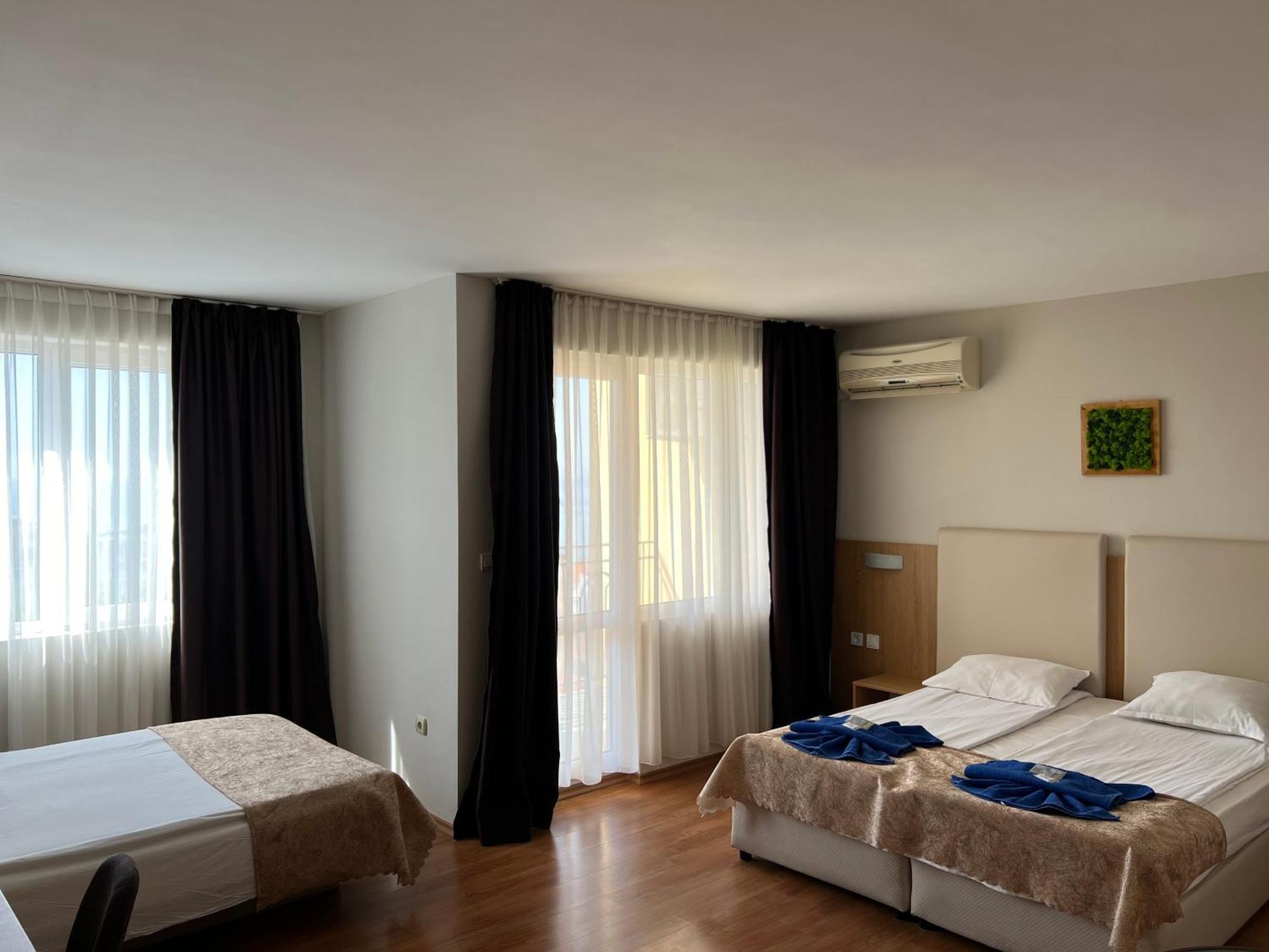 Family Hotel Milev Sveti Vlas Luaran gambar