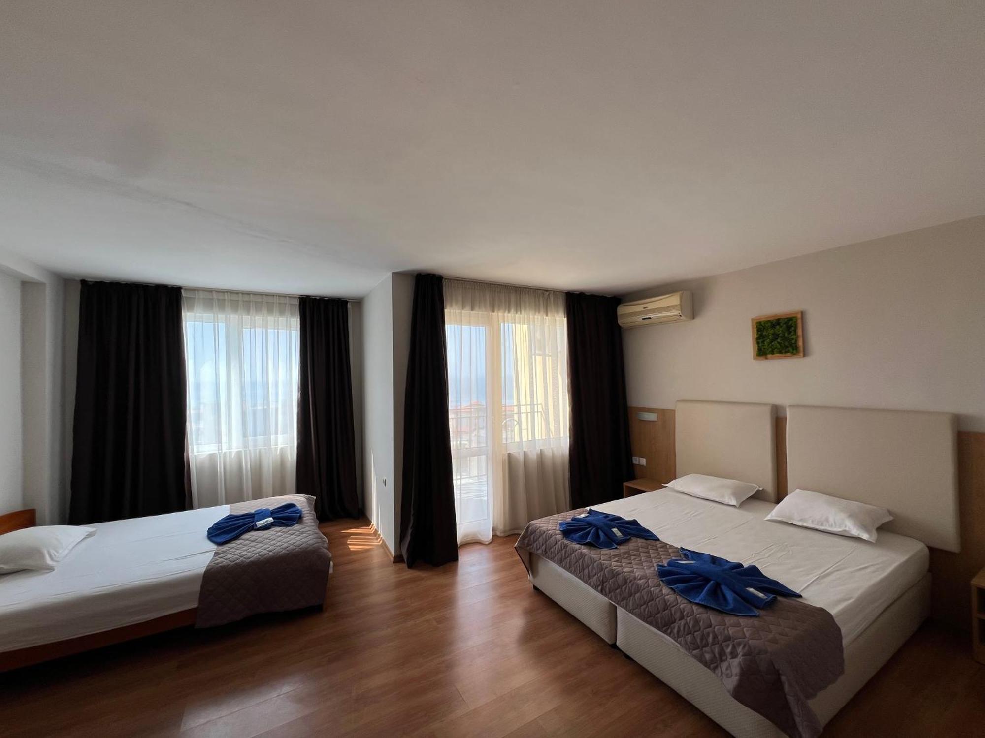 Family Hotel Milev Sveti Vlas Luaran gambar